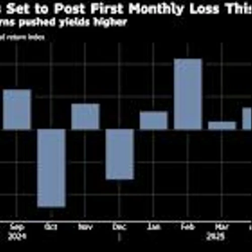 US Treasuries Post First Monthly Loss of 2025 on Deficit Woes