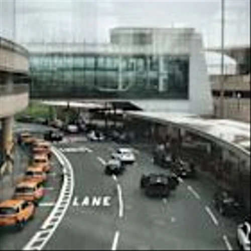United Airlines tries to lure customers back to Newark with lower prices as a shuttered runway reopens