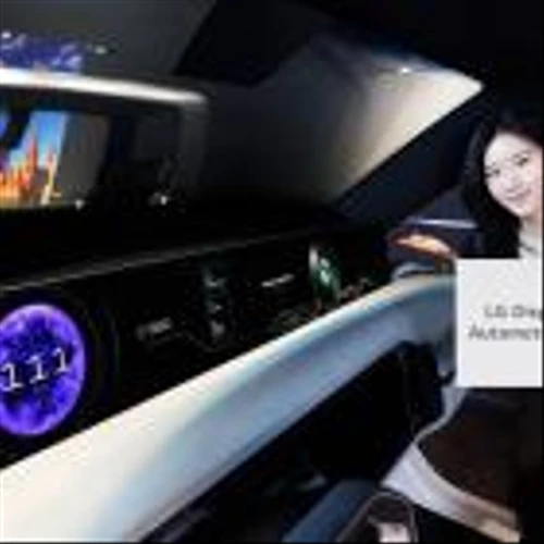 LG Display begins mass production of 40-inch ultra-large automotive display