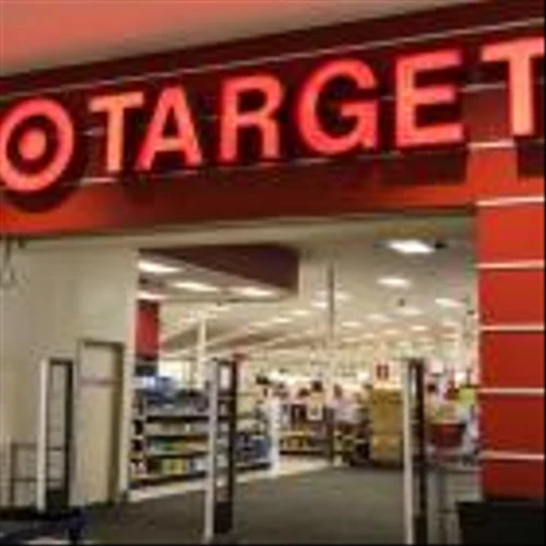 Target Lifts Dividend Again: Is It Still a Reliable Income Pick?