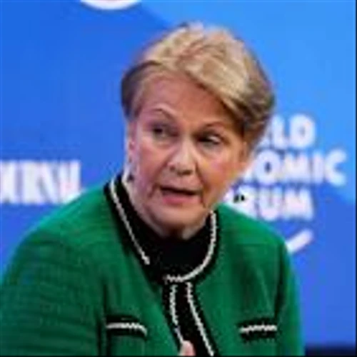 Occidental’s CEO Is a Favorite of Warren Buffett’s. She’s Been a Bust for Investors.