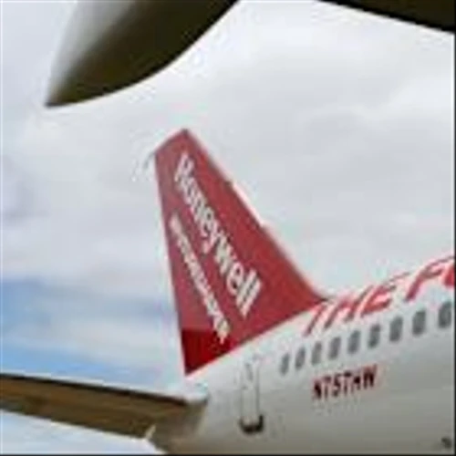 Exclusive: Honeywell Aerospace Sets Plan for Post-Split Leadership