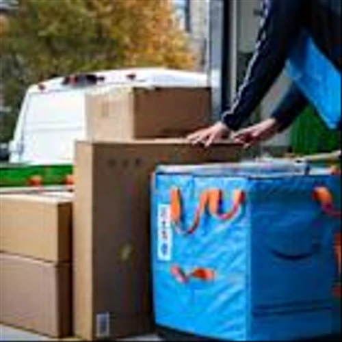 Amazon’s $300 Billion Jump Puts Stock Back in AI Conversation