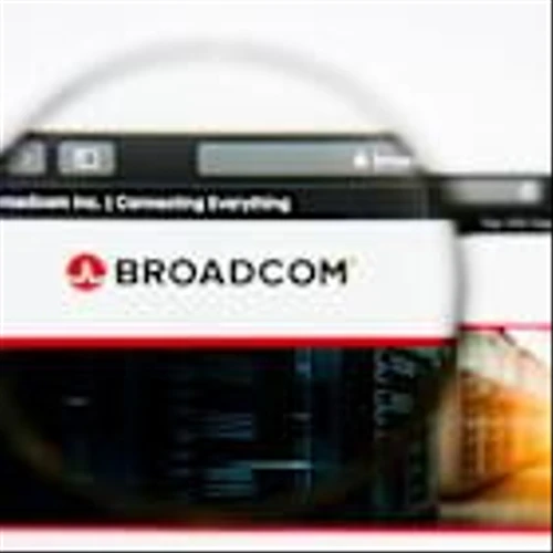 Broadcom Q4 Earnings Loom: Buy, or Hold the Stock Ahead of Results?