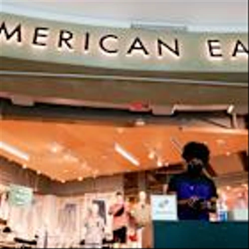 American Eagle falls on guidance, Planet Fitness gets Buy rating