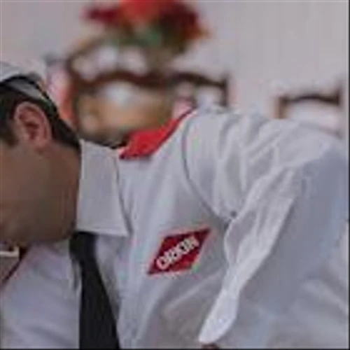 Rollins (ROL): Reassessing Valuation After Record Q3 Results and a Barclays Rating Upgrade