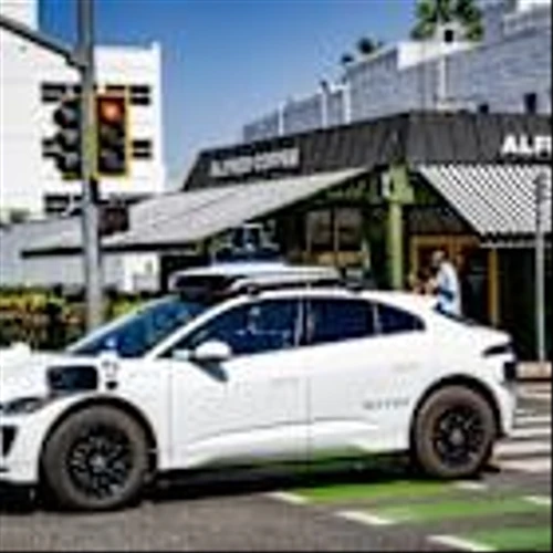 Robotaxis Break Through Rider Resistance as Operators Vie for Dominance