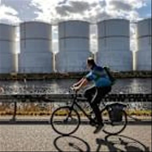 Europe’s Economy Starts to Feel Pain From Trump’s Iran War