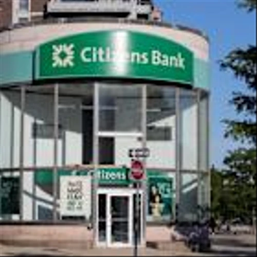 Are Wall Street Analysts Bullish on Citizens Financial Group Stock?