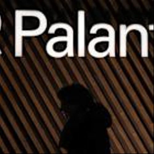 Palantir Stock Drops. Its Role in the Iran Conflict Is Not a Given.