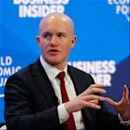 Coinbase’s Grip on Crypto Faces Test in a Market That Won’t Slow Down