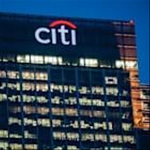 Citigroup Trades at a Discount to Industry: How to Play the Stock?