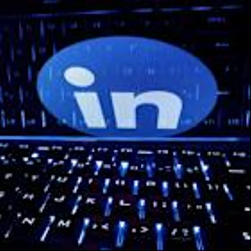 LinkedIn deepens video ad push, taps more publishers and creators to spur growth