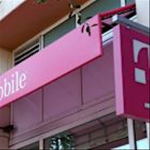 T-Mobile Revenue Rises as Postpaid Phone Subscribers Continue to Grow