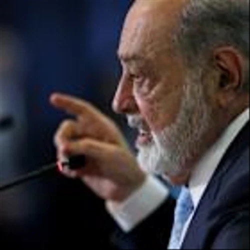 Exclusive-Mexican tycoon Slim eyes two of Pemex's key fields, gaining clout in energy sector