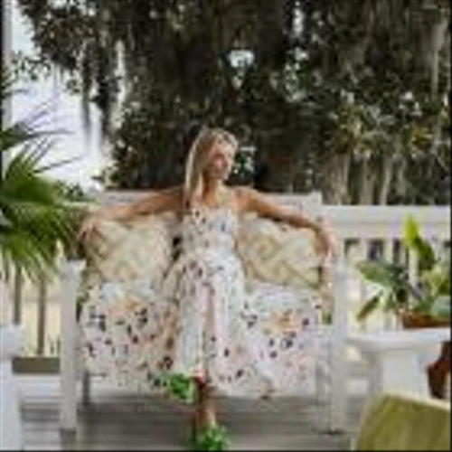 Dillard’s Introduces Style by Simkins for Antonio Melani