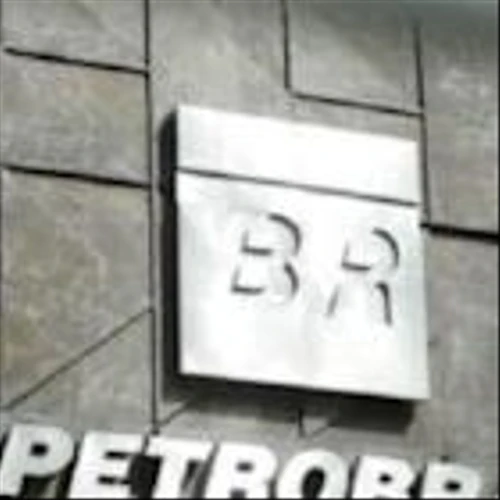 Petrobras Workers Announce Nationwide Strike