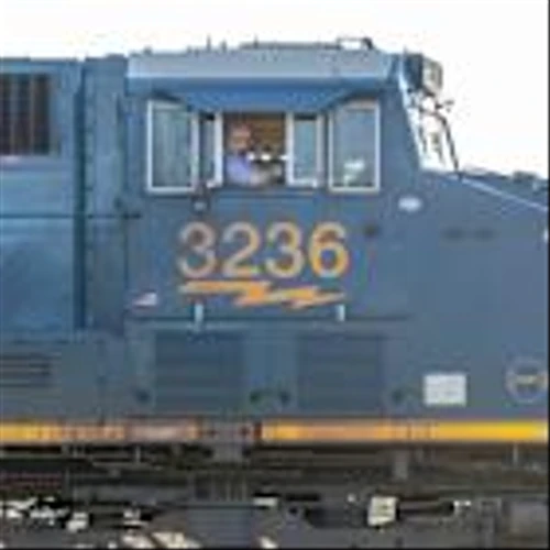 Machinists union ratifies CSX pact
