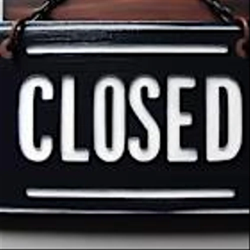 Popular gift retailer shuts stores, cuts jobs over holidays