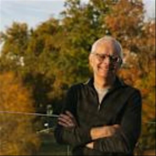 Jonathan Clements, Longtime WSJ Columnist, Dies at 62