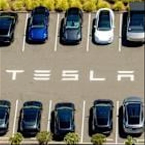 Tesla Falls Behind China’s BYD as Vehicle Sales Drop for Second Year