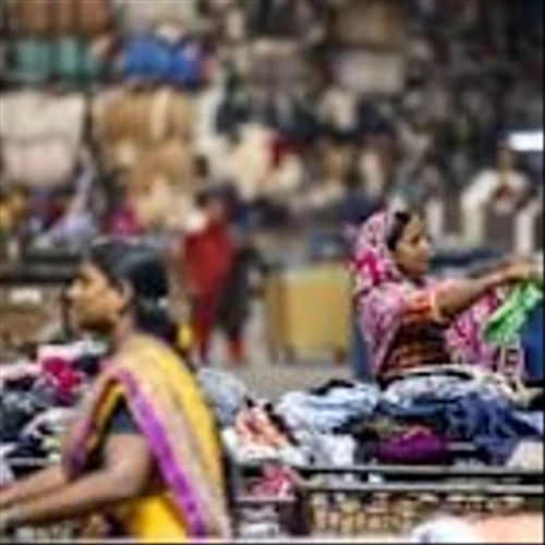 Trump’s Tariff May Cut India GDP by 1%, Analysts Say