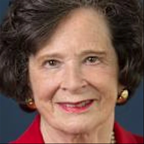 Marina Whitman, Economist Who Advised Nixon and General Motors, Dies at 90