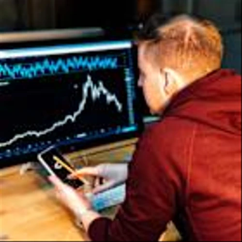 Jim Cramer on ASML: “I’m Concerned About the Stock”