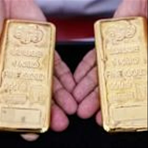 Bubble Worries Fail to Break Wall Street’s Gold Dust Fever