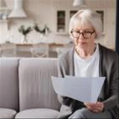 ‘Who do people like me turn to?’ I am 70 with absolutely no emergency or retirement savings. So now what?