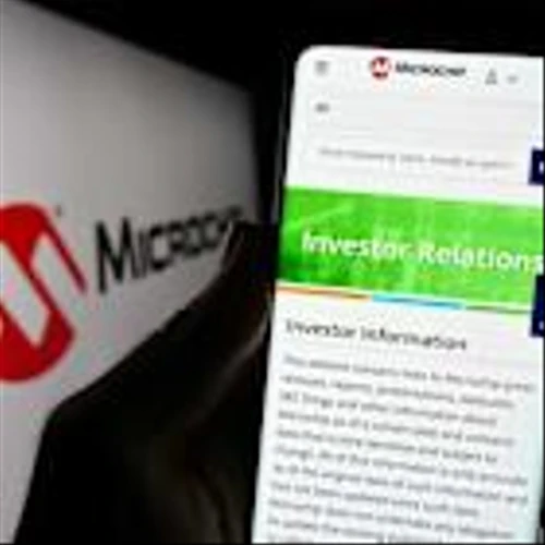 Do Wall Street Analysts Like Microchip Technology Stock?