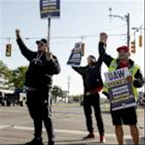 Can Labor Unions Recover? Two Experts Square Off