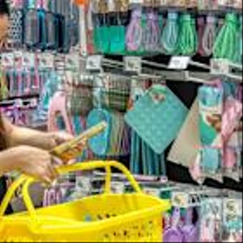 Dollar General Delivery Push Reaches 17,000 Stores As Valuation Debated