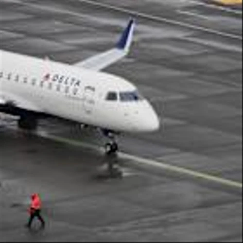Delta CEO calls government shutdown 'inexcusable', assures flights will resume 'very, very soon'