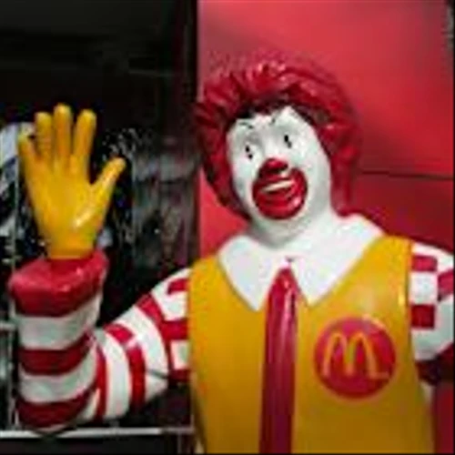 Bernstein Raises PT on McDonald’s Corporation (MCD) to $320, Maintains ‘Market Perform’ Rating