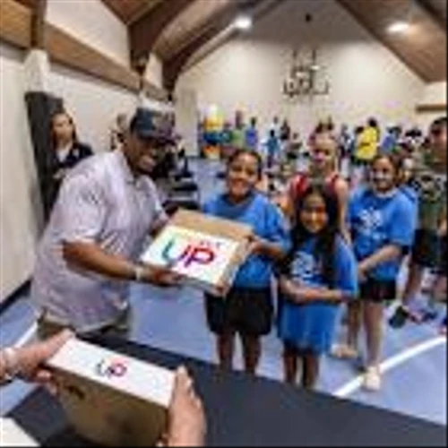 Comcast Brings High-Speed Internet and Lift Zone to Gordon County, Celebrates with Laptop Giveaway and Block Party