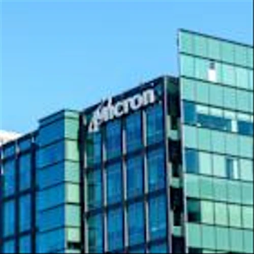 See How Money Flows Make Micron an Outlier