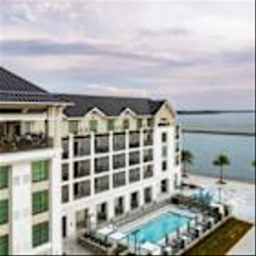 IHG Hotels & Resorts Recognizes Hotel Indigo Panama City Marina With Prestigious "IHG Newcomer of the Year" Award