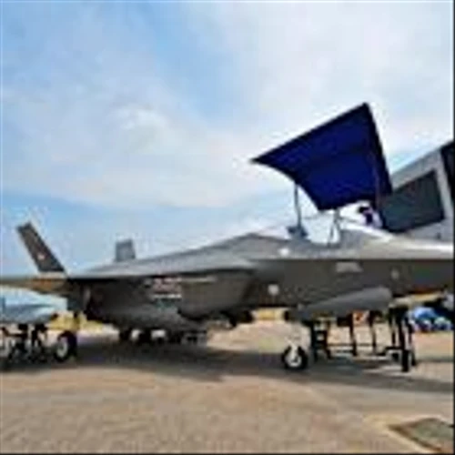 Bernstein Lifts Lockheed Martin Corporation (LMT)’s Price Target, Citing Strong Top-line Growth Outlook