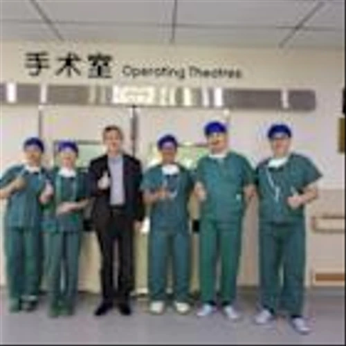 Baird Medical Presents Advanced MWA Technology to UCLA Expert in China