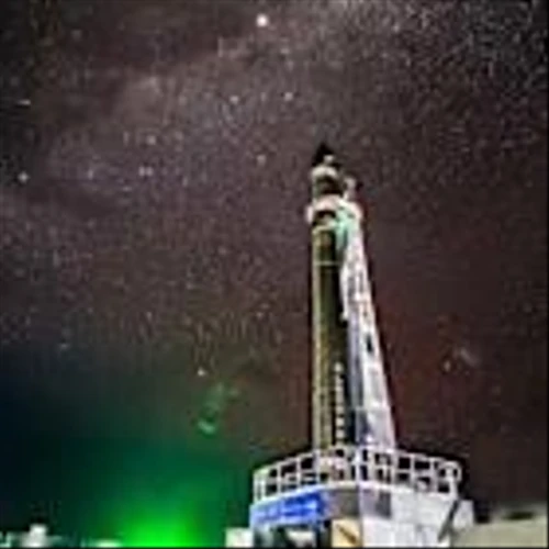 Rocket Lab Reveals Launch Contracts, Solar Arrays, Acquisition With Q4 Beat