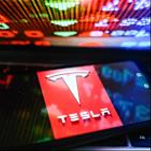 If You Invested $500 or More in Tesla Stock at the Beginning of 2025, Here’s How Much You’d Have Now