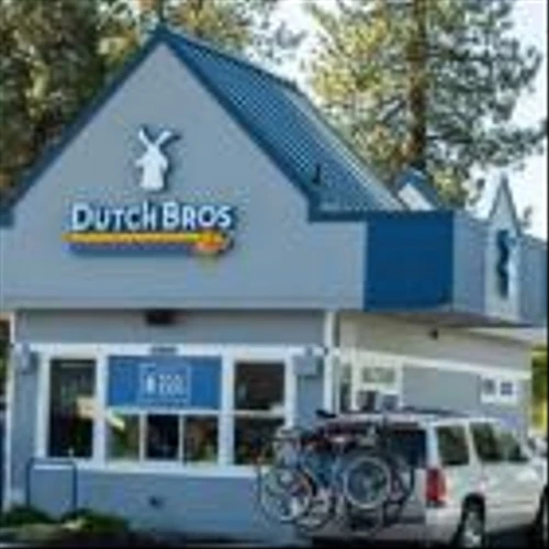 3 Consumer Discretionary Stocks to Buy as Retail Sales Rebound in 2024