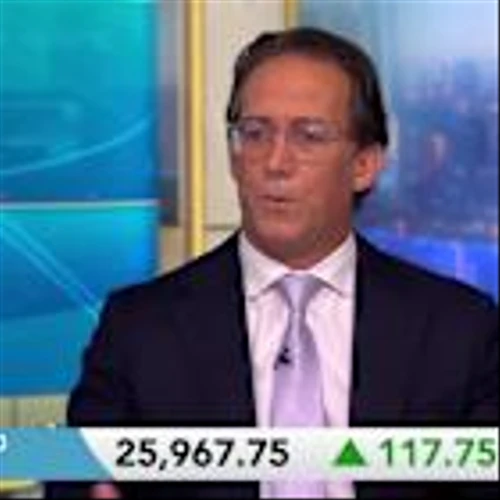 Don't Go 'Bottom-Fishing' for Stocks, Harvey Says