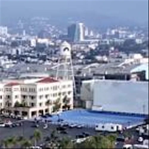 Paramount, Comcast and Netflix submit bids for Warner Bros, source says