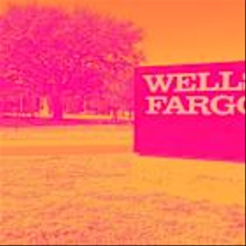 3 Reasons WFC is Risky and 1 Stock to Buy Instead