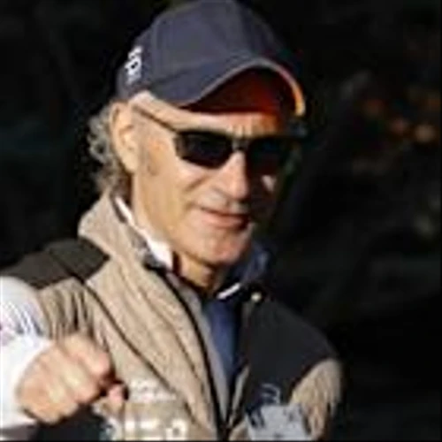 Palantir CEO says he'll 10X revenue in 'crazy efficient revolution' — what investors need to know as Wall Street buys in