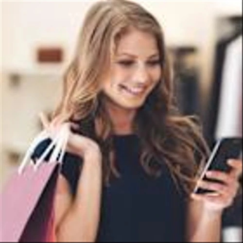 Can AI and Owned Brands Power the Next Phase of RVLV's Growth?