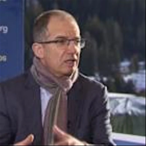 Moderna CEO Says Vaccine Scrutiny Curbing Trials