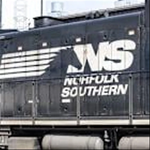 Norfolk Southern Stock: Is NSC Outperforming the Industrial Sector?